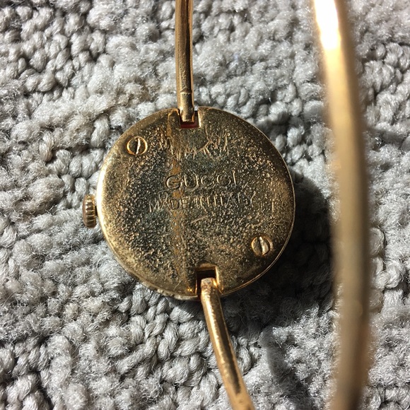 Gucci - Picture 3 of 8